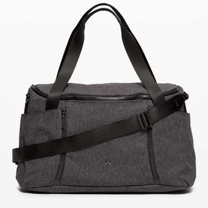 Lululemon Define Duffle Bag